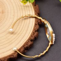 Style Classique Rond Le Cuivre Placage Incruster Perle D'eau Douce Plaqué Or 18k Bracelet main image 3