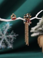 Dulce Estilo Británico Árbol De Navidad Copo De Nieve Aleación Embutido Diamantes De Imitación Artificiales Mujeres Broches 1 Juego main image 1