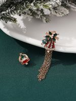 Dulce Estilo Británico Árbol De Navidad Copo De Nieve Aleación Embutido Diamantes De Imitación Artificiales Mujeres Broches 1 Juego sku image 1