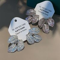 1 Pair Luxurious Modern Style Leaf Plating Inlay Copper Zircon Earrings main image 1