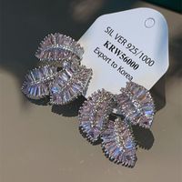 1 Pair Luxurious Modern Style Leaf Plating Inlay Copper Zircon Earrings main image 2