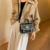 Women's All Seasons Pu Leather Solid Color Streetwear Sewing Thread Square Magnetic Buckle Shoulder Bag Handbag Messenger Bag main image 1