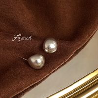 1 Pair Elegant Vintage Style Geometric Enamel Stoving Varnish Plating Metal Artificial Gemstones Artificial Pearls Earrings sku image 36