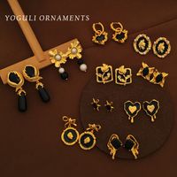 1 Pair Elegant Vintage Style Geometric Enamel Stoving Varnish Plating Metal Artificial Gemstones Artificial Pearls Earrings main image 4
