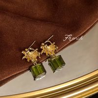 1 Pair Elegant Vintage Style Geometric Enamel Stoving Varnish Plating Metal Artificial Gemstones Artificial Pearls Earrings sku image 47