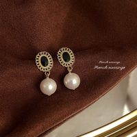 1 Pair Elegant Vintage Style Geometric Enamel Stoving Varnish Plating Metal Artificial Gemstones Artificial Pearls Earrings sku image 20