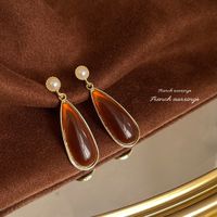 1 Pair Elegant Vintage Style Geometric Enamel Stoving Varnish Plating Metal Artificial Gemstones Artificial Pearls Earrings sku image 32