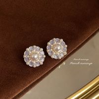 1 Pair Elegant Vintage Style Geometric Enamel Stoving Varnish Plating Metal Artificial Gemstones Artificial Pearls Earrings sku image 30