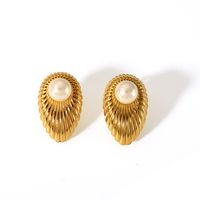 1 Pair Elegant Nordic Style French Style Geometric Plating Inlay 304 Stainless Steel Freshwater Pearl 18K Gold Plated Ear Studs main image 3