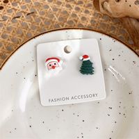 1 Pair Cute Santa Claus Asymmetrical Flakes Alloy Ear Studs main image 2