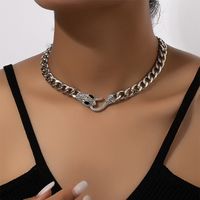 Rétro Style Cool Serpent Alliage Placage Incruster Strass Artificiels Plaqué Or 14k Femmes Collier main image 6