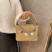 Women's Pu Leather Heart Shape Solid Color Elegant Vacation Streetwear Sewing Thread Square Zipper Handbag sku image 1
