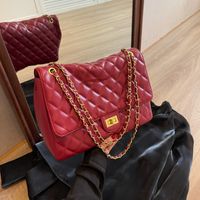 Women's Large All Seasons Pu Leather Solid Color Streetwear Square Lock Clasp Shoulder Bag Chain Bag main image 1