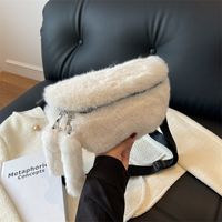 Autumn And Winter Fur Bag Women's 2023 New Fashion And Popular Chest Bag Casual All-match Shoulder Messenger Bag main image 5