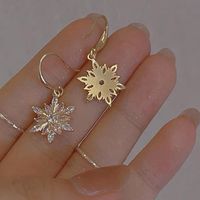 Wholesale Jewelry Vintage Style Simple Style Solid Color Snowflake Alloy Zircon Plating Inlay Drop Earrings main image 4