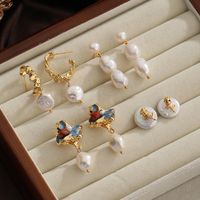 1 Pair Retro Flower Plating Metal Inlay Copper Freshwater Pearl Agate 18k Gold Plated Drop Earrings main image 1