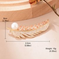 Elegante Glamour Corona Pluma Flor Cobre Enchapado Embutido Perlas Artificiales Circón Mujeres Broches 1 Pieza sku image 7