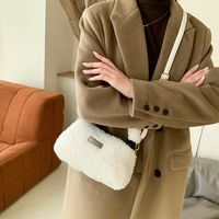 Women's Plush Solid Color Cute Classic Style Sewing Thread Square Zipper Handbag sku image 1