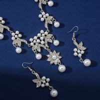 Elegant Leaf Alloy Hollow Out Rhinestones Silver Plated Unisex Earrings Necklace main image 3