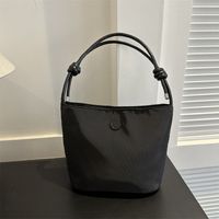 Women's Small Oxford Cloth Solid Color Streetwear Bucket Magnetic Buckle Shoulder Bag main image 5