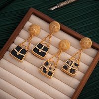 1 Pair Glam Retro Bag Plating Alloy 18k Gold Plated Drop Earrings main image 4