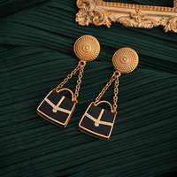 1 Pair Glam Retro Bag Plating Alloy 18k Gold Plated Drop Earrings sku image 2