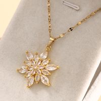 Luxurious Queen Snowflake Stainless Steel Plating Inlay Zircon 18k Gold Plated Pendant Necklace main image 4