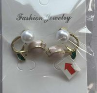 1 Pair Fashion Letter Square Heart Shape Inlay Imitation Pearl Alloy Artificial Gemstones Earrings sku image 35