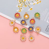 10 Pcs/package Sweet Daisy Alloy Enamel Jewelry Accessories main image 4