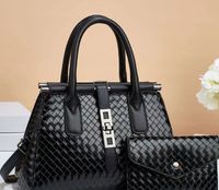 Women's Medium Pu Leather Solid Color Vintage Style Classic Style Square Zipper Tote Bag sku image 4