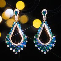 1 Pair Elegant Luxurious Geometric Plating Inlay Alloy Rhinestones Zircon Silver Plated Drop Earrings main image 7