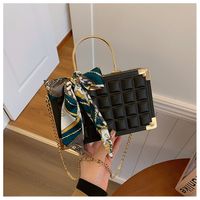 Women's Small Pu Leather Color Block Vintage Style Square Lock Clasp Handbag main image 4