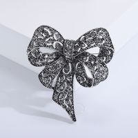 Elegant Bow Knot Alloy Women's Brooches main image 5