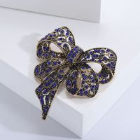 Elegant Bow Knot Alloy Women's Brooches main image 4