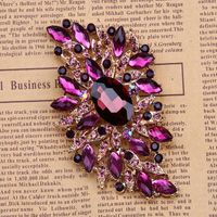 Retro Flower Alloy Inlay Glass Women's Brooches main image 5