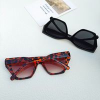 Ig Style Simple Style Solid Color Pc Resin Cat Eye Full Frame Women's Sunglasses main image 4