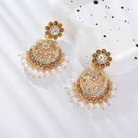 1 Pair Elegant Retro Flower Tassel Pearl Inlay Alloy Rhinestones Drop Earrings main image 1