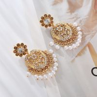 1 Pair Elegant Retro Flower Tassel Pearl Inlay Alloy Rhinestones Drop Earrings main image 3