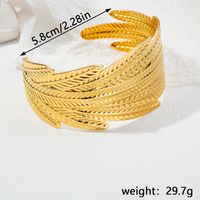 Vacation Modern Style Commute Leaf Flower Grain Stainless Steel Asymmetrical Metal Bangle main image 2