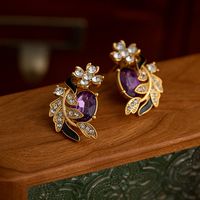 1 Pair Elegant Vintage Style Leaf Flower Plating Inlay Alloy Rhinestones 18k Gold Plated Ear Studs main image 1