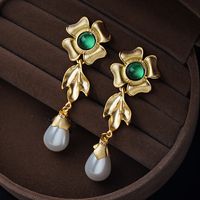 1 Pair Elegant Retro Flower Plating Inlay Copper Artificial Gemstones 18k Gold Plated Drop Earrings main image 6