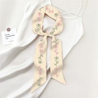 Women's Elegant Rose Polyester Printing Silk Scarf main image 1