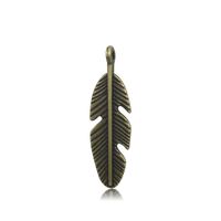 1 Piece Simple Style Feather Alloy Plating Pendant Jewelry Accessories sku image 1