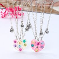 Wholesale Jewelry Casual Cute Heart Shape Smiley Face Alloy Appliques Pendant Necklace main image 4