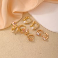 1 Piece Simple Style Flower Copper Pearl Zircon K Gold Plated Hoop Earrings main image 4