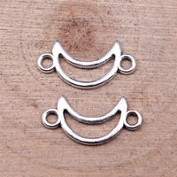 1 Piece Alloy Moon Pendant Retro main image 1