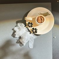 1 Pair Casual Handmade Flower Plating Alloy Cloth Artificial Pearls Drop Earrings sku image 2