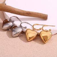 1 Pair Simple Style Heart Shape Plating Stainless Steel 18k Gold Plated Drop Earrings main image 1