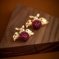 1 Pair Glam Classical Grape Plating Copper 18k Gold Plated Ear Studs sku image 1