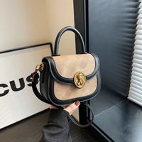 Women's Pu Solid Color Classic Style Sewing Thread Square Magnetic Buckle Shoulder Bag main image 1